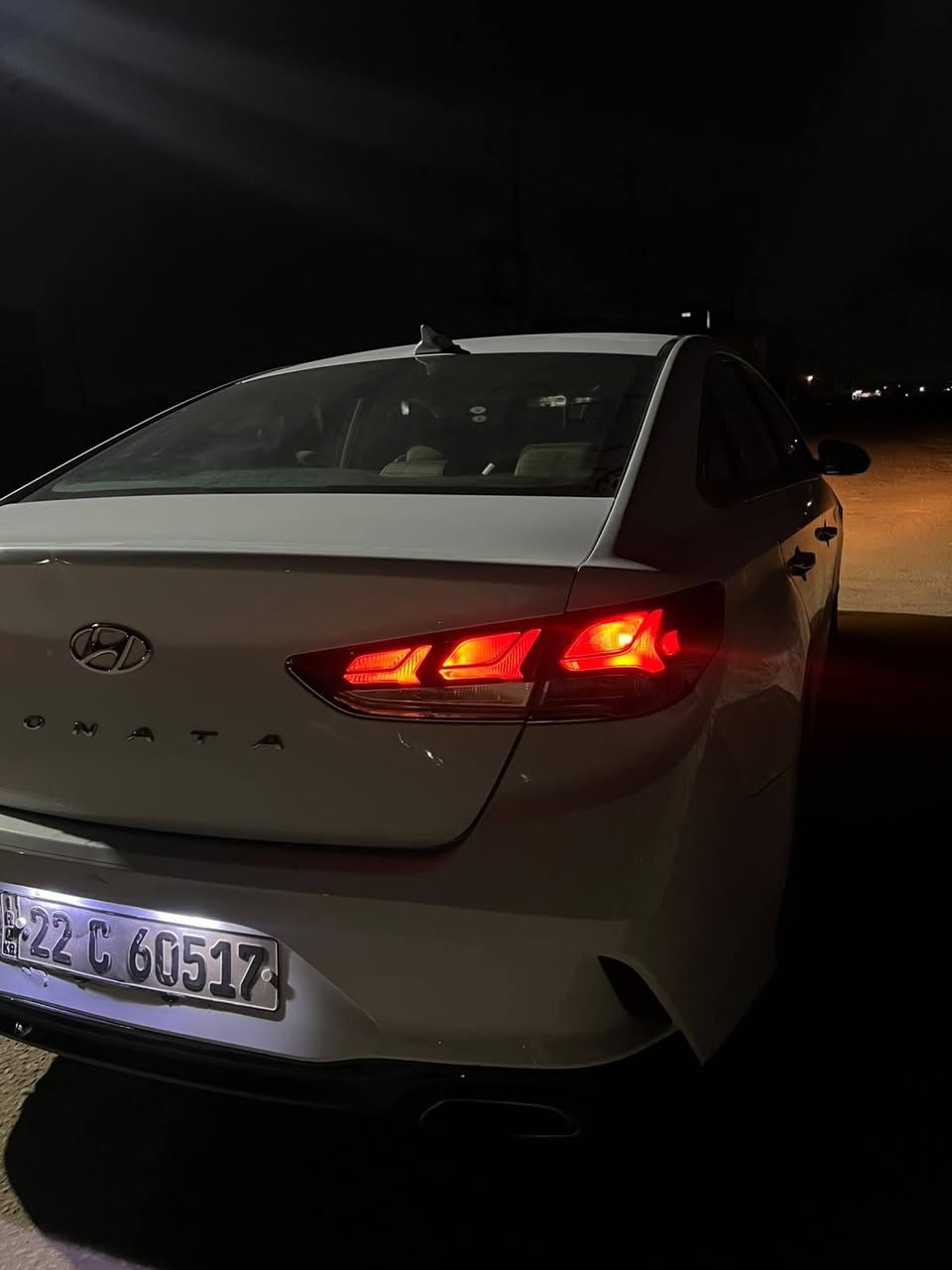السلام عليكم 
سوناتا 2019 وارد امريكي

سيارة فول مواصفات 
1 رادار 
2 حساسات 
3 كشنات كهرباء 
4 مري شفط 
5 قطعتين تبريد 
6 فول تحكمات ستيرن 
7 مود درايف 
سبورت_ نورمال_ ايكو 
8 لد نهاري
9 مانع انزلاق 
10 محرك 2400
محرك معاه كازكيت

 وكير كفاله شرط

سيارة جديدة مال جناي 
شرط انضف من الصوره 
سونار مرفق بل منشور 
السعر 119 وبيها مجال قليل 
العنوان كربلاء الاستفسار رقم ***********
