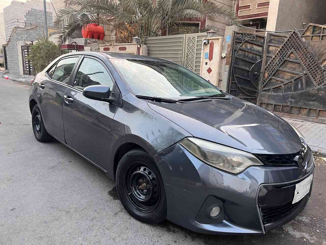 السلام عليكم
للبيع 
سيارة كورلا  
موديل ٢٠١٤ وارد امريكي 
فئة السيارة LE 
السيارة رقم بصرة ب اسمي 
السيارة بيها ضربة امامية بامريكا 
المكينة بيها تبخير ، وبقية التفاصيل واضحة بالصور 
السعر 90 ورقة
للتواصل : *********** موجود واتساب
