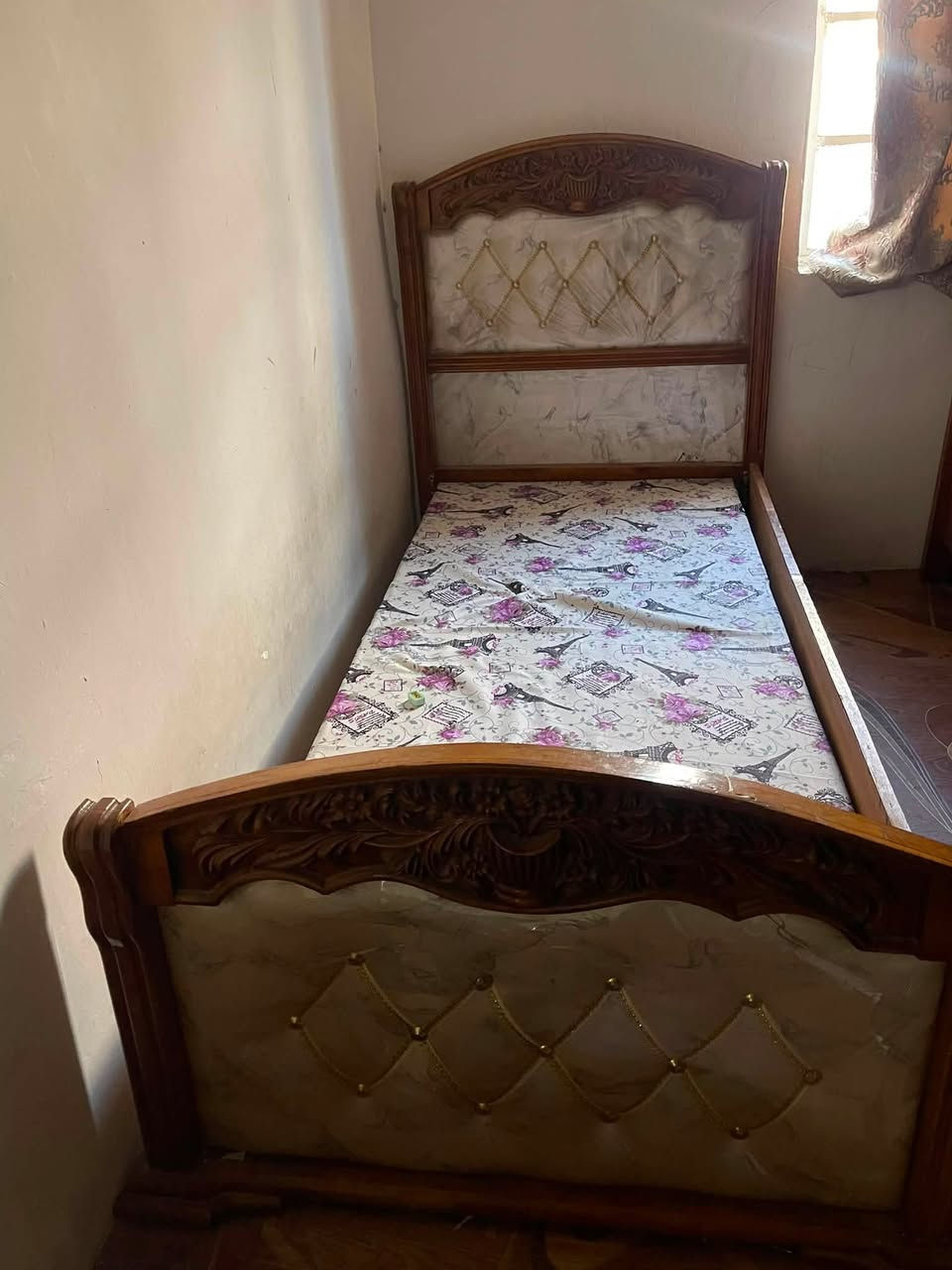 جرابي نفر للبيع العدد3 نظيفات كلش للاستفسار  ***********
