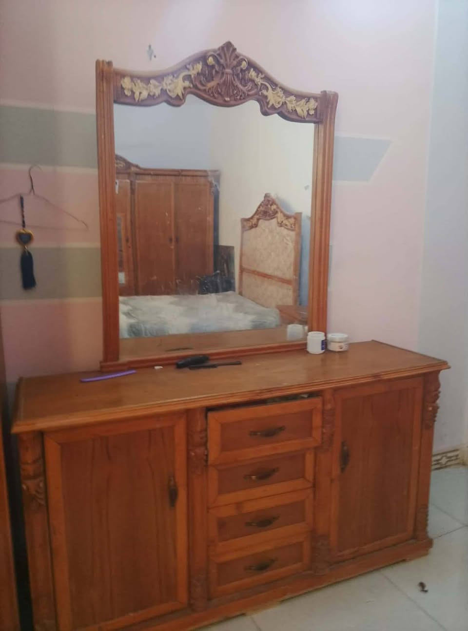 غرفه نوم تزكام ثقيل جديده مستعمله قليل للبيع عنواني دغاره بهور جبور

