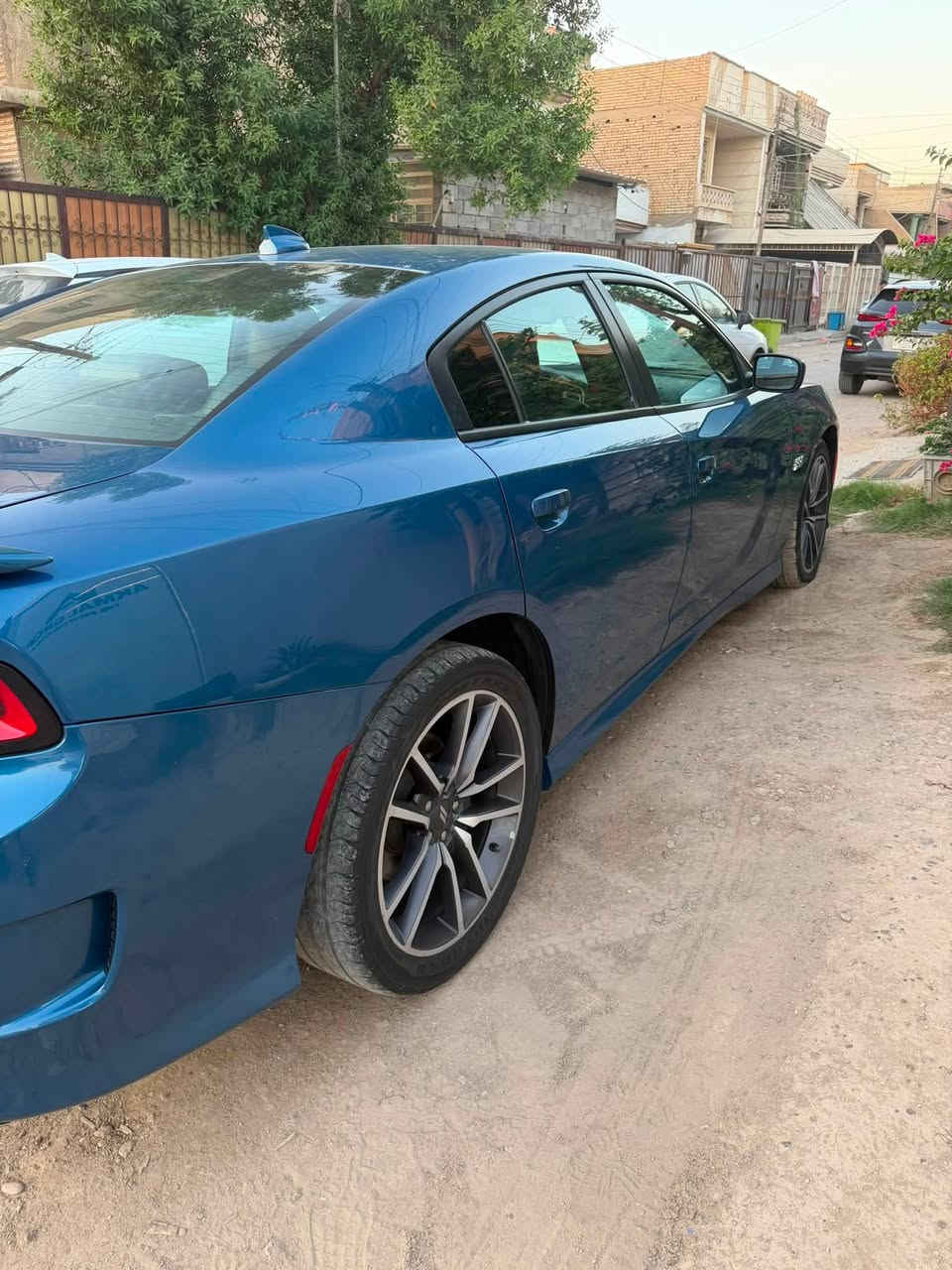 السلام عليكم
جارجر 2020 RT MAX
السيارة فول موصفات 
فتحة سقف
رادار امامي 
تحديد مسار
رادار خلفي
رادار بالمري
مري قلاب
تدفئة تبريد بالكشنات الامامية
تدفئة ستيرن
شفتات بالسترين
مقاعد كهرباء
وخزن ميموري
كشنات حضن
تدفئة كشنات خلفي
شاشة جبيرة
السيارة مبرمجه
لون بحري ممير
نظام سوبر اتراك باك
السيارة كامله اي نقص مابيها تجي تاخذها وتروح وشوف خيرها يارب  
السيارة عليها بلكات ريسنك او ولف حماوه ريسنك
حادثها فقط الجاملغ الامامي جهة السايق
للتواصل ***********
