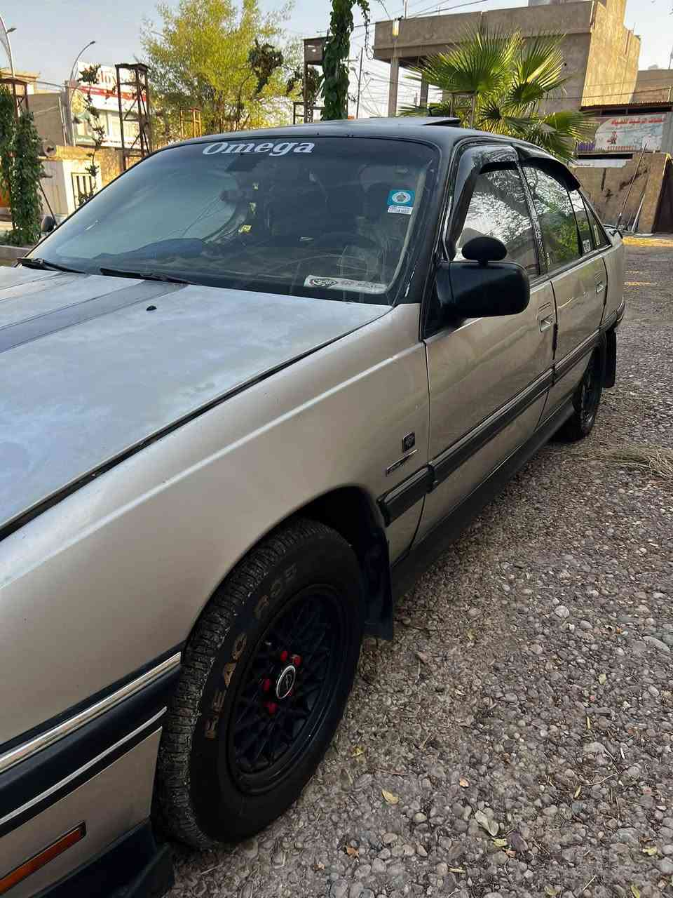 سلام عليكم اوبل اوميكا 1992 محور بطه vvt2500 محرك وكير شرط سياره مال بيت ونظيفه تخم تاير بطاريه جديده صدر امامي اخو جديد سنويه 2029 تحويل شرط باسمي سياره ناقصه تبريد وبيه جراد فقط مكانه كركوك سعره 38 بيه مجال بسيط رقم ***********
