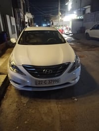 سوناتا 12 خليجي بيها ثلاث قطع صبغ وبيها بالشاصي بگد الابهام مامبين الع...