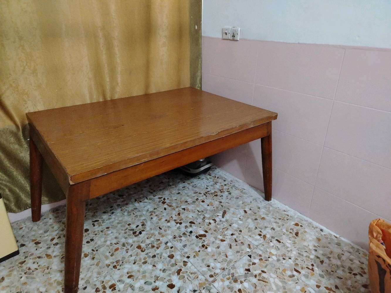 ميز صاج كبير السعر 40 الف