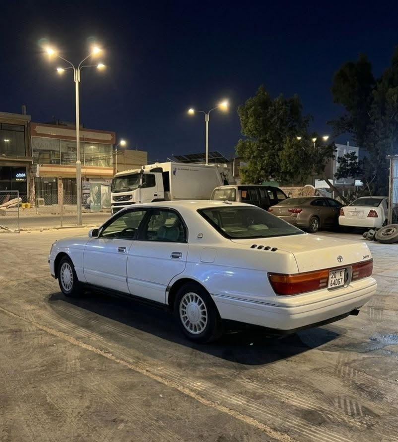 السلام عليكم بطه منفصل دقم ديالئ نكليزي بسمي تبريد منضومه بل كارتون تخم تاير حدادي 80بل ميه كهربايات كلها شخاله سستم سماعات +دمام سياره مال جناي مكينه وكير مكفولات مكينه 2500ديلكو مكاني نجف ***********
