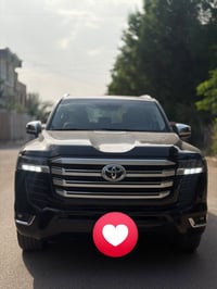 لاندكروز فول • ٢٠٢٢ • ماشي ٨٥٠٠٠ كم