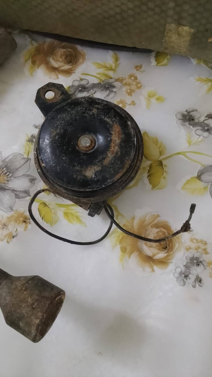 مسجل وياه سماعات وباقي الغراض بسعر مناسب *********** الاستفسار ع رقم واتساب
