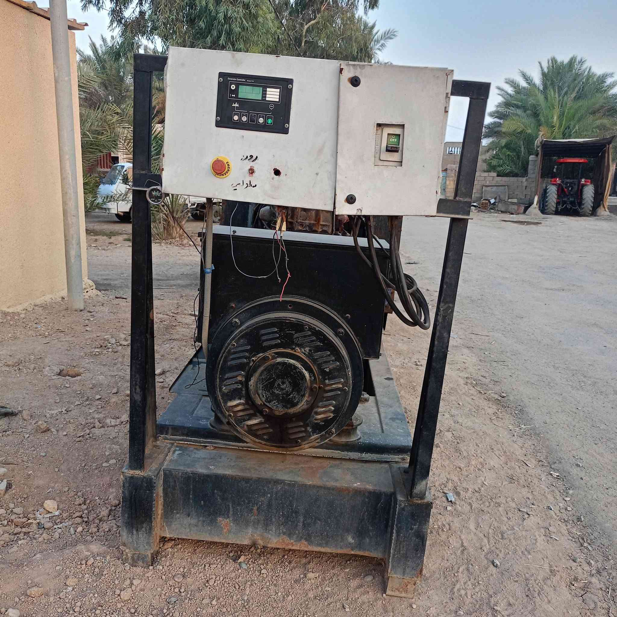 سكنيا بومه دي أس قبق بلاستك مكينه حاويه مكفوله راس توليد 250 للبيع المكان ديالى الخالص  ***********   ***********
