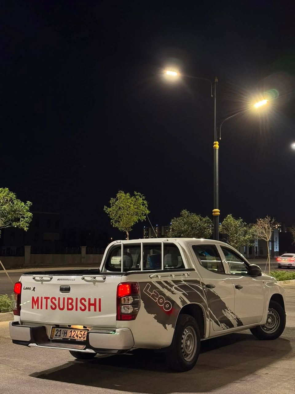 للبيع للبيع
ميتسوبيشي l200 موديل ٢٠٢٠
السيارة يد وحدة من الشركة 
كلش كلش نظيفة السيارة بشرط‼️‼️
ماشية ١٢٢ سنوية جديدة 
سنوية جديدة ٢٠٣١
☎️📞***********
