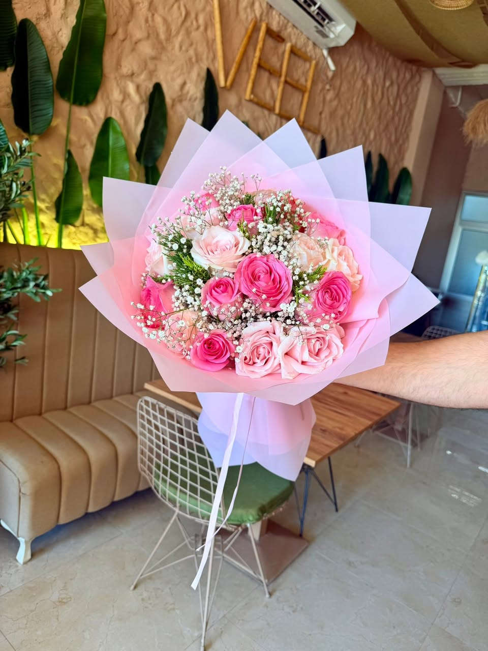 بـوكـيـه خـطـوبـه 💍🤍🌸 

خطوبتكم الورد من يمنه و الكوشه و التوزيعات يم Zeba For Events Planning زيبا للمناسات و التصاميم 

السعر : اكتب تعليق يجيك للخاص 🏷️💵

هاي پنك للورود الطبيعيه و الهدايا 
Hi Pink Flowers 🥇♥️ #محبوب_الشعب

يرجى حجز مسبق لضمان جوده اكبر في التنسيق 🙏⚜️🥇
  

طريقه الدفع ( كاش ، ماستر كارد ، رصيد ) 
توصيل الي جميع المناطق في خانقين 
و خارج خانقين الى ( جلولاء ، سعديه ، كلار ، سليمانيه ، بغداد و اربيل ) ♥️

الموقع : خانقين شارع الكورنيش قرب مجمع الشكرجي - و مجمع الصالحي و مطعم اوكسجين ( eat & go ) 🌟
رقم التواصل ***********
