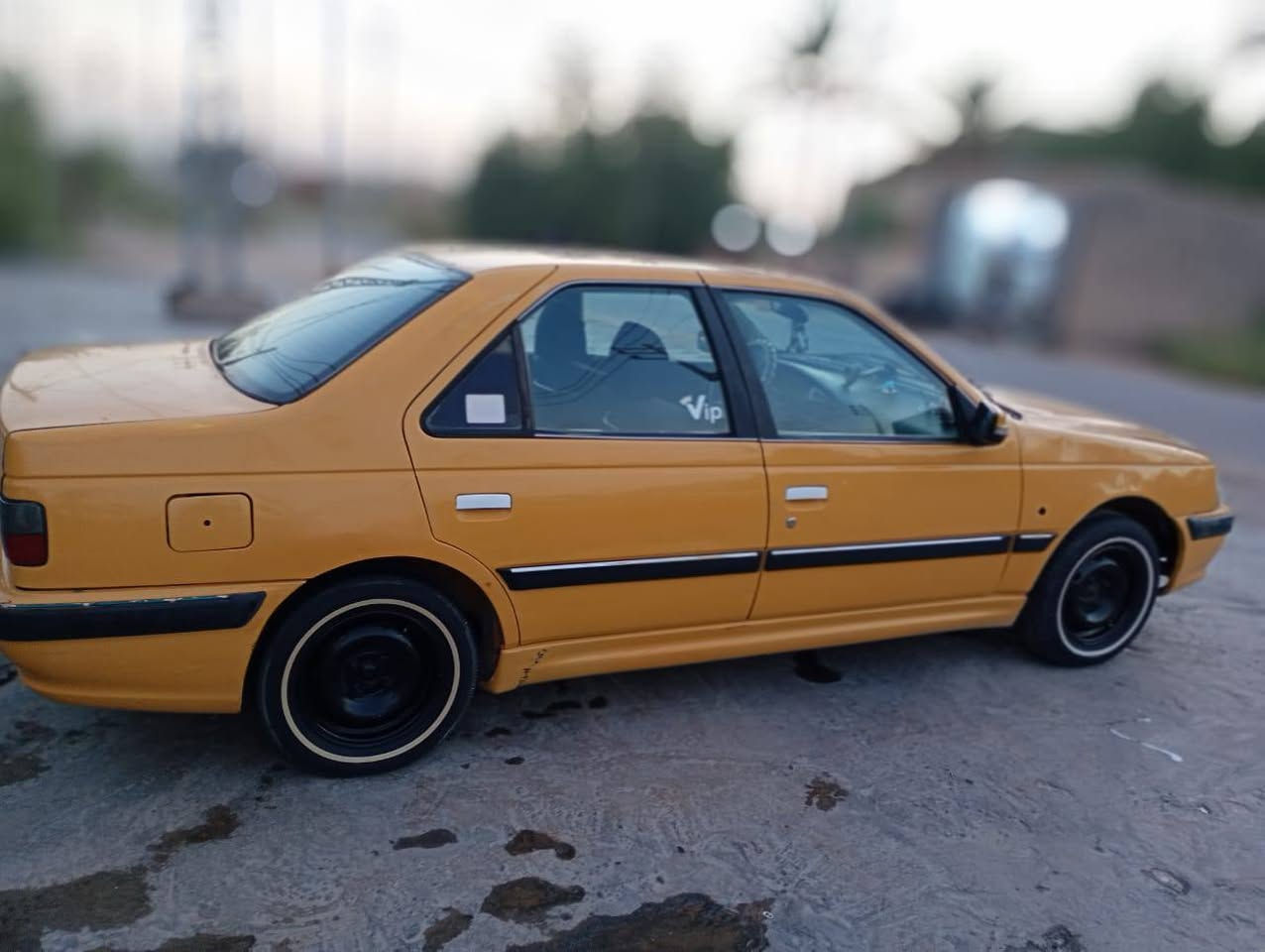 سلام عليكم بيجو باص مديل 15مصفره سعر 32تبريد ثلج مداور شوكت ماتريد مكاني كربلاء ***********
