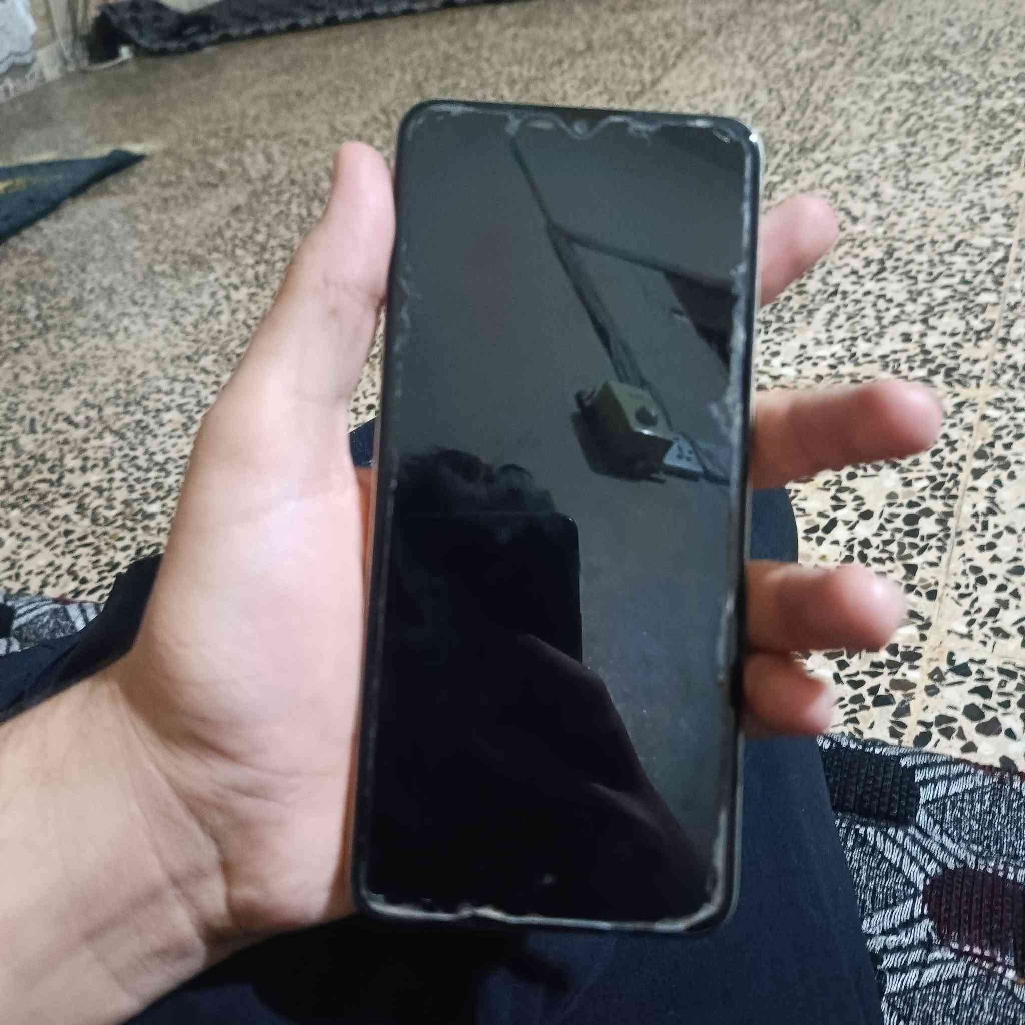 ريلمي C53 • نضيف حيل • شاحن وكارتونه