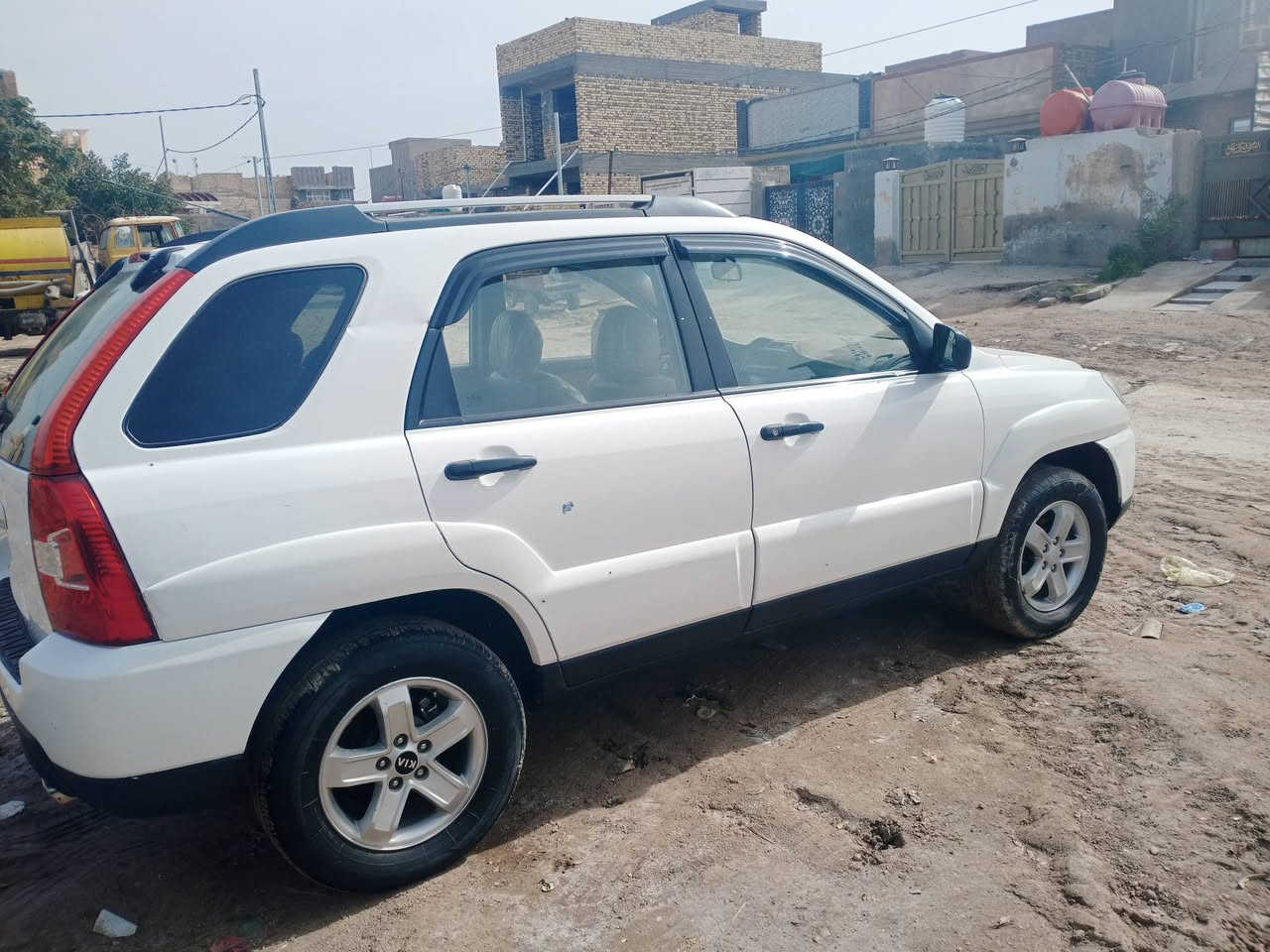 السلام عليكم كيا سبورتنج 2009 خليجي رقم بابل الجديد بسمي مكفوله من كلشي وجاهز. السونار.  بلمنشور مكان السياره بلحله شارع 80 مال جهة النجف  السعر 118 غير متواجد على النت الاتصال على الرقم ***********

نص مكتوب في الصور:
- AL-daamin سونار الفحص
- الاسم ثامر عباس
- نوع السيارة سبورتاج
- رقم السيارة 9781-بل
- ملاحظة: تخلي كامل مسؤوليتنا بعد الفحص وتسليم التقرير الي الزبون
- الموديل 2009
- تاريخ الفحص ٢٠٢٦/٠٥/٠٩
- وقت الفحص 10:05 AM
- بديل صبغ
- خدوش
- الجانب الأيمن_
- الملاحظات
- رصعات + خدوش
- بدي فقط
- سوتار الضامن 0
- شارع 80 الصمودي الي طريق الندف قرت شارع 30
- العلوي - رصعات+كدمات
- باب الأمامي _البنيد مققر ٣+المصد صبغ_
- الجانب الأيسر_
- ملاحظة ........... مدة ضمان السونار اسبوع واحد فقط الفحص لا يشمل الكس والحررق والفرق . ولم يتم فحص ما تحت الملصقات -