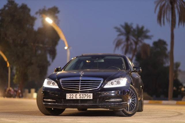 : مرسيدس S500) موديل [2011 ] - خليجي وكالة باجكير 🚘✨
للبيع سيارة فخمة وبحالة ممتازة جداً  وما تحتاج أي مصاريف نهائياً!
المواصفات :
 العداد: ماشي 175 ألف كم فقط (ممشى حقيقي).
 المصدر: خليجية وكالة باجكير الرسمية في اربيل 

 المحرك والكير: محرك v8 دبل  توربو   وگير 7 سرعات   بحالة ممتازة، تبريد ثلج وسحب وقوة ماشاء الله.
 المواصفات الداخلية: بانوراما، داخلية جلد نادرة ونظيفة، كشنات كهرباء، شاشات، وباقي مواصفات الفئة الكاملة.
حالة السيارة والصيانة:
 تم إجراء صيانة شاملة 
 الكهربائيات والمنظومات شغالّة وبدون أي مشاكل.
باب طويل رئاسي  
وباقي مواصفات هوايه  ..  السعر 253 وبيها مجال....مراوس مع كامري 2025  se او xse  هايبرد للاستفسار مراسلة على الواتس ***********
