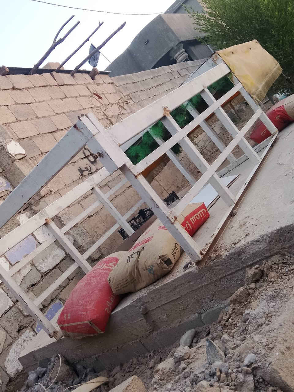 محجر ستوته لبيع سعر 125ابيهاة مجال الاستفسار اتصل ***********
