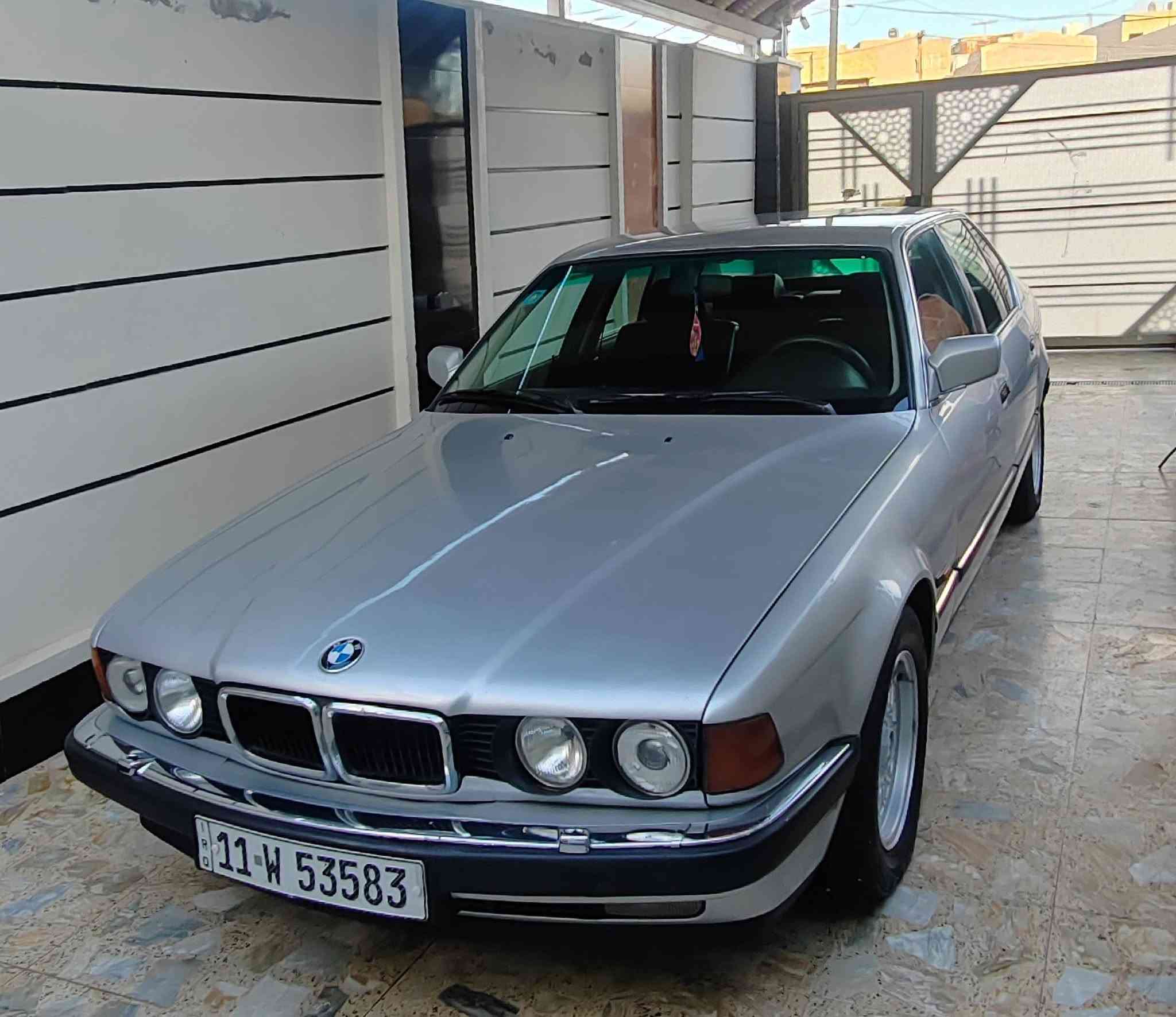 أسلام عليك 
للبيع BMW 740 اصل وفصل 8سلندر كير أوتو ماتيك  أسياره جاهزه عله اخر حبايه اي نقص ما بيه تبريد شغال 
جام كهربائي كله شغال كهربائيات كله شغاله  تخم تاير  جديد
 صدر أمامي خلفي جديد 
كير ومحرك خير من الله
  أسياره مصبغوه عام
أسياره بأسمي تحويل مباشر
سعره 65 وبيه مجال قليل
للئستفسار ***********
واتساب ***********
