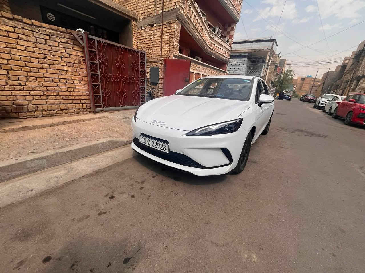 byd سيل 5 سيارة كاملة ارضية جلد مدوشمة كاملة ماشية 17الف ***********
