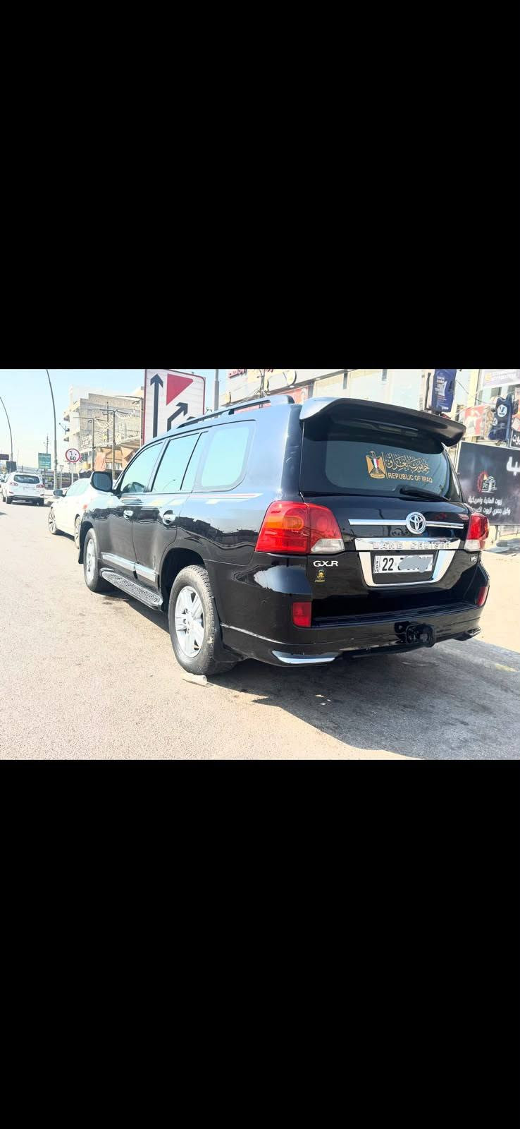 السلام عليكم لاندكروزر موديل بريم فول مواصفات موديل ١٢بدون حادث سياره نضيفه جدآ بس بيه قطع ٣ صبغ لغرض شخوط كفاله مكينه كير حداديه جيد بصمه سعره ٢٦٠ شراي يجي ويدلل مكان بغداد بلديات ***********

نص مكتوب في الصور:
- ***********