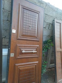 باب ثقيل • ٢م٢٠ • بوب الشام