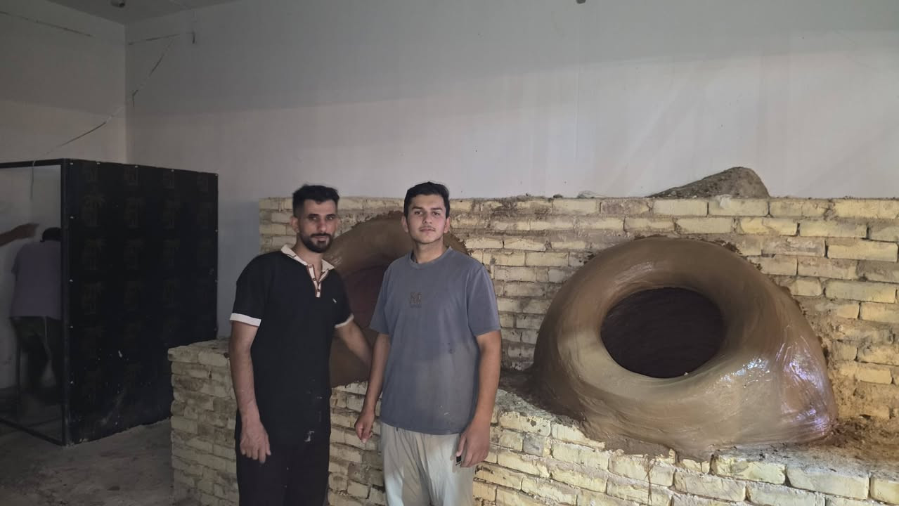 مسلم الكوفي لبيع وبناء وفخار كافت احجام
التنانير المخابز والمطاعم وتنانير الشوي مستعدون لتجهيز كافت المخابز والمطاعم بكافة المستلزمات توصيل لكافه المحافضات
واتساب ***********📞📞 #مسلم_الكوفي_تنانيرالكوفه
