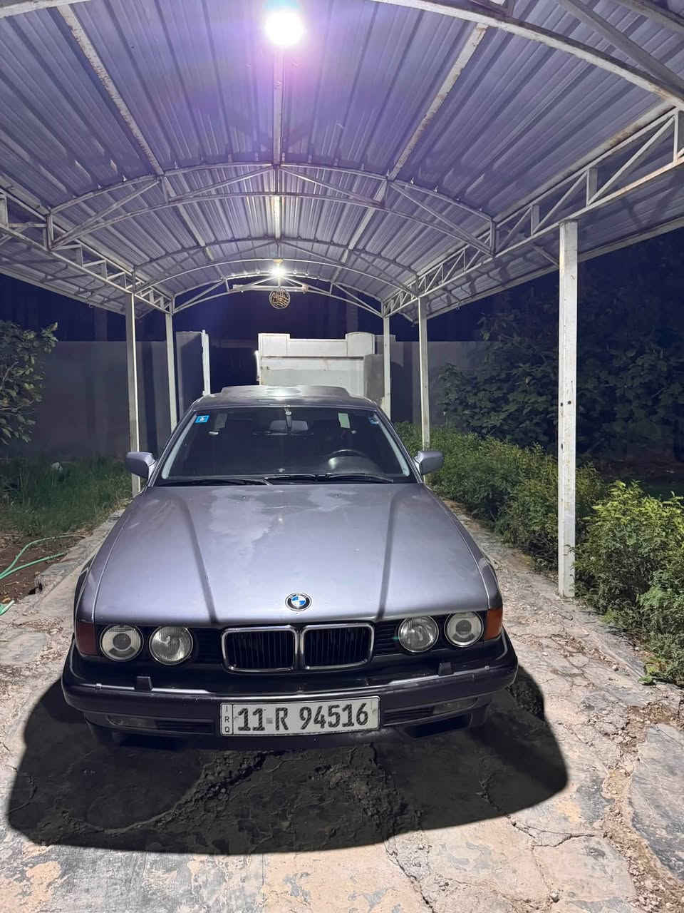 السلام عليكم bmw730i 1993 سلندر8 للبيع مكفولة سيارة نظيفة مبدلة مكينه قبل شهر لاتنقيص ولاتبخير تخم تاير جديد صدر امامي خلفي جديد وارد ياباني سيارة مكفولة من البچم للدعامية وسيارة جاهزة من كل النواحي سيارة بيها بابين عكس السايق صبغ بدون ضربة والباقي مكفول بيها جراد قمارة وبنيد وصندوق وكهربائيات شغالة  
السعر 110$ وبيها مجال
مكان واسط - العزيزية 
للاستفسار الاتصال على الرقم
***********
