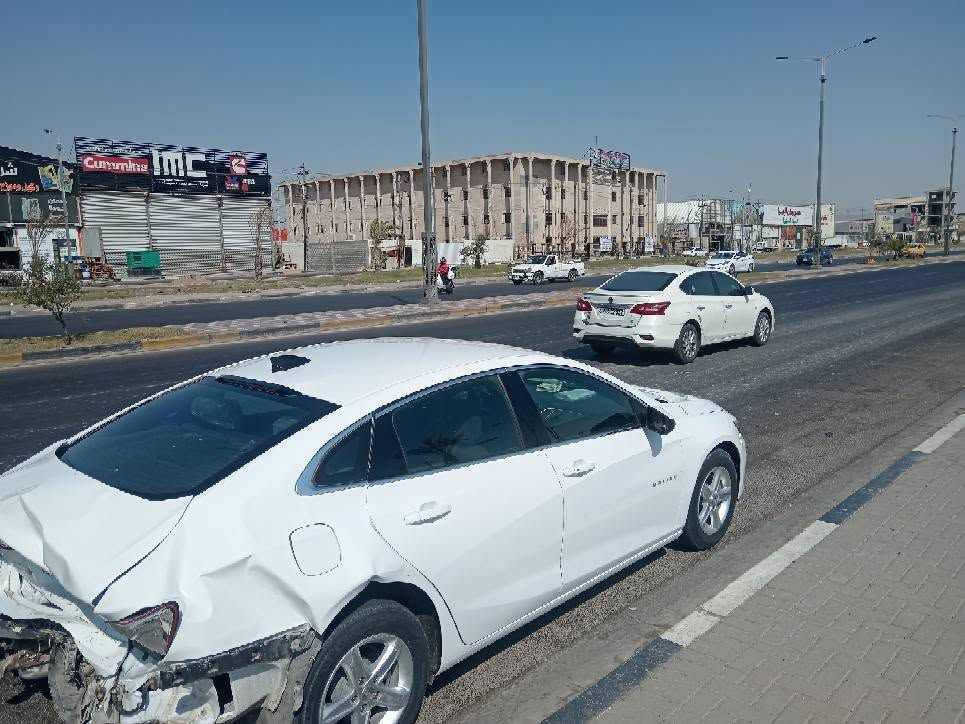 ماليبو ٢٠٢٤ أبيض جديده السياره مكينه كير تبريد 
ابيع ع حادثها شغاله وتمشي  السعر ٨٤ ورقه سابقا حادث امريكا جاملغ امامي 
*********** البصرة, العراق
