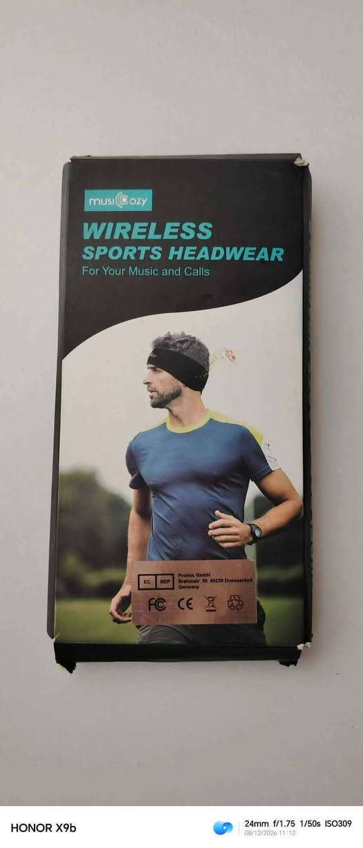 بِسْمِ اللَّهِ الرَّحْمَٰنِ الرَّحِيمِ

بەستەری سەر (Headband) هێدفۆن

 لە قوماشێکی نەرم و شێهەڵمژ دروستکراوە کە بۆ وەرزشکردن (پاسکیل سواری، ماتۆرسواری. ئەسپ سواری. ڕاکردن، هەموو جۆرە ڕاهێنانەکان) یان لە کاتی خەوتندا بەکاردێت بۆ ڕاگرتنی ئارەق و قژ، و بە ئاسوودەیی لەسەر سەر دەمێنێتەوە
دگمەی کۆنتڕۆڵ
بۆ ڕێکخستنی دەنگ، دەستکاری کردنی گۆرانییەکان و وەڵامدانەوەی پەیوەندی
شۆردنی ئاسان: بەگشتی بڵندگۆ و پارچە ئەلیکترۆنییەکانی ناوەوەی دەردەهێنرێن تا بتوانیت پارچە قوماشەکە بە ئاسانی بشۆیت
 تەنها 4 هەزار
نرخەکان جێگیرن گونجاون
گەیاندن هەیە بۆ هەموو شارەکان 
بۆ داواکردن کۆمێنت بکە یان نامە بنێرە بۆ تایبەت
ژ.واتسئاپ  *********** السليمانية, العراق

نص مكتوب في الصور:
- HONOR X9b 24mm f/1.75 1/100s ISO566 08/12/2026 11:08
- HONOR X9b 24mm f/1.75 1/50s ISO309 08/12/2026 11:12
- HONOR X9b 24mm f/1.75 1/100s ISO494 08/12/2026 11:09