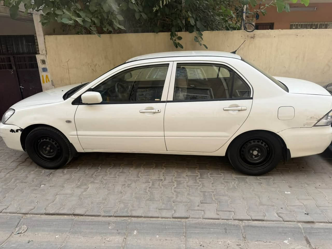 لانسر بومة • ٢٠١١ • باسمي