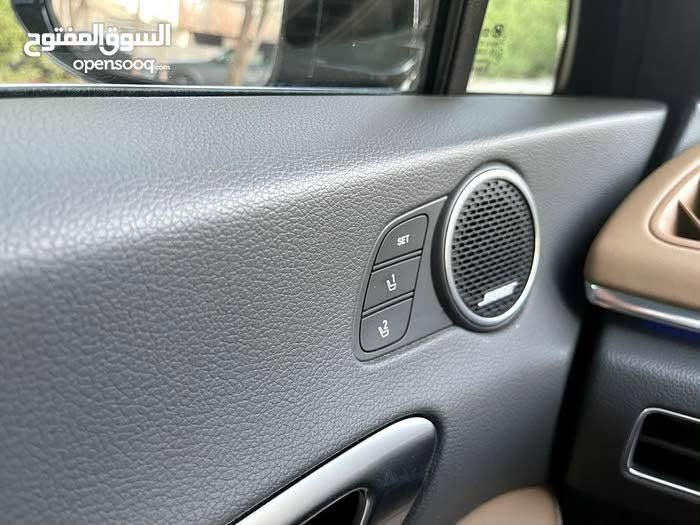 سوناتا امريكي 2020 فول الفول لمتد رقم بغداد مشروع وطني 
تحويل ثاني يوم مكاني بصره الطويسه السعر 155  وبيها مجال للشراي والحادث موضح بالصوره 
***********
