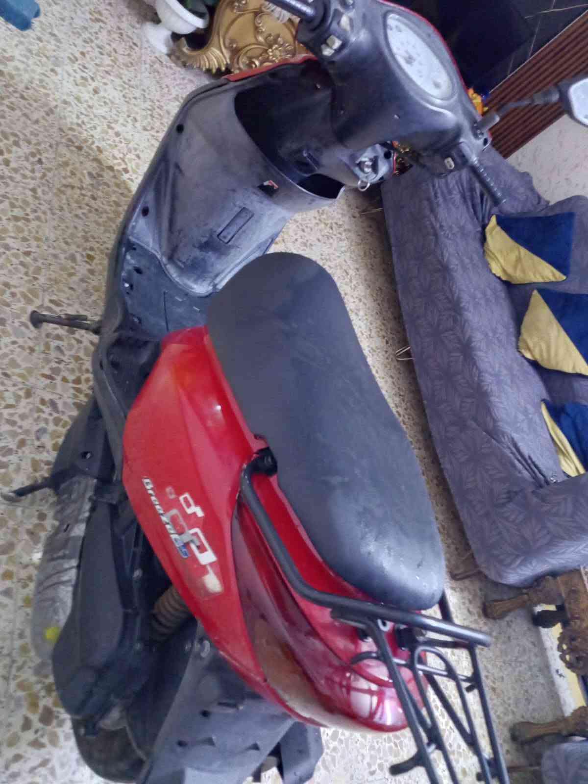 بريز اكزز ياباني سكليتر خطين مختمه كله شغاله اي نقص مابيها درجه نضيفه السعر 650 بغداد المشتل0776311934
