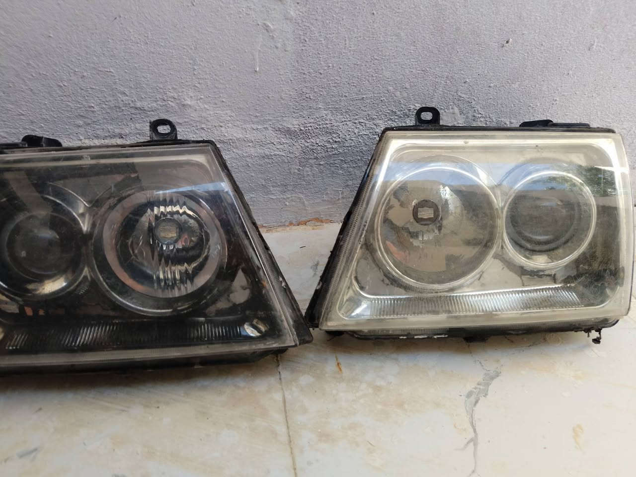 لایتی پیکاب دێر بۆ فرۆشتن
بێ عەیب و بێ کێشەیە بێ شکاوی
عەدەسەیە
نرخی 25هەزارو مەعامەلایەکی،برایانه
شوێن سلێمانی
***********
