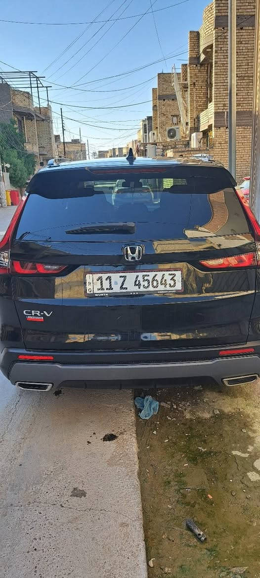 السلام عليكم للبيع
هوندا CRV 2023 لون اسود حادث تبديل بنيد بدون دواخل ماشيه 72000 الف كيلو مواصفات معروفه
السعر 18000 $ 
***********
