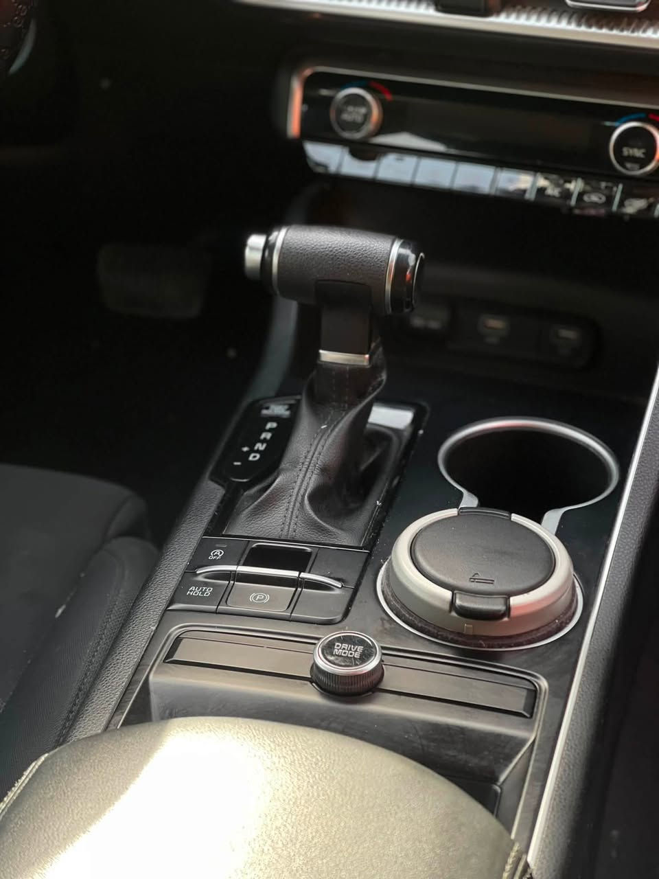 موديل 22
ماشيه ٤٥ 
بجم كبس  
نص فول

سعر ١٥٥ وبيه مجال حك الجيه 

***********
