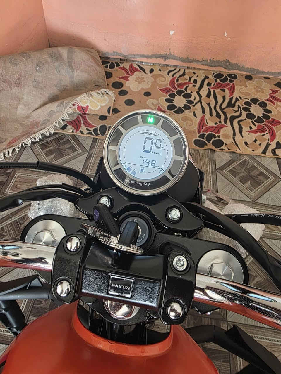 ديون لاتي 26 مكينه 200 لون جديد مشمشي طافي دراجه زيرو بعده عل سحك قبل سبوع طالعه من المعرض اوراق سكنر من الوكيل وصل معرض موجود السعر مليون ٨٠٠ قفل قفل مطلعه مليون ٩٥٠ من الوكيل ميعجبك السعر لاتعلق اعكب المنشور مكان بابل الهاشميه *********** او *********** الاسيا بي وات ساب
