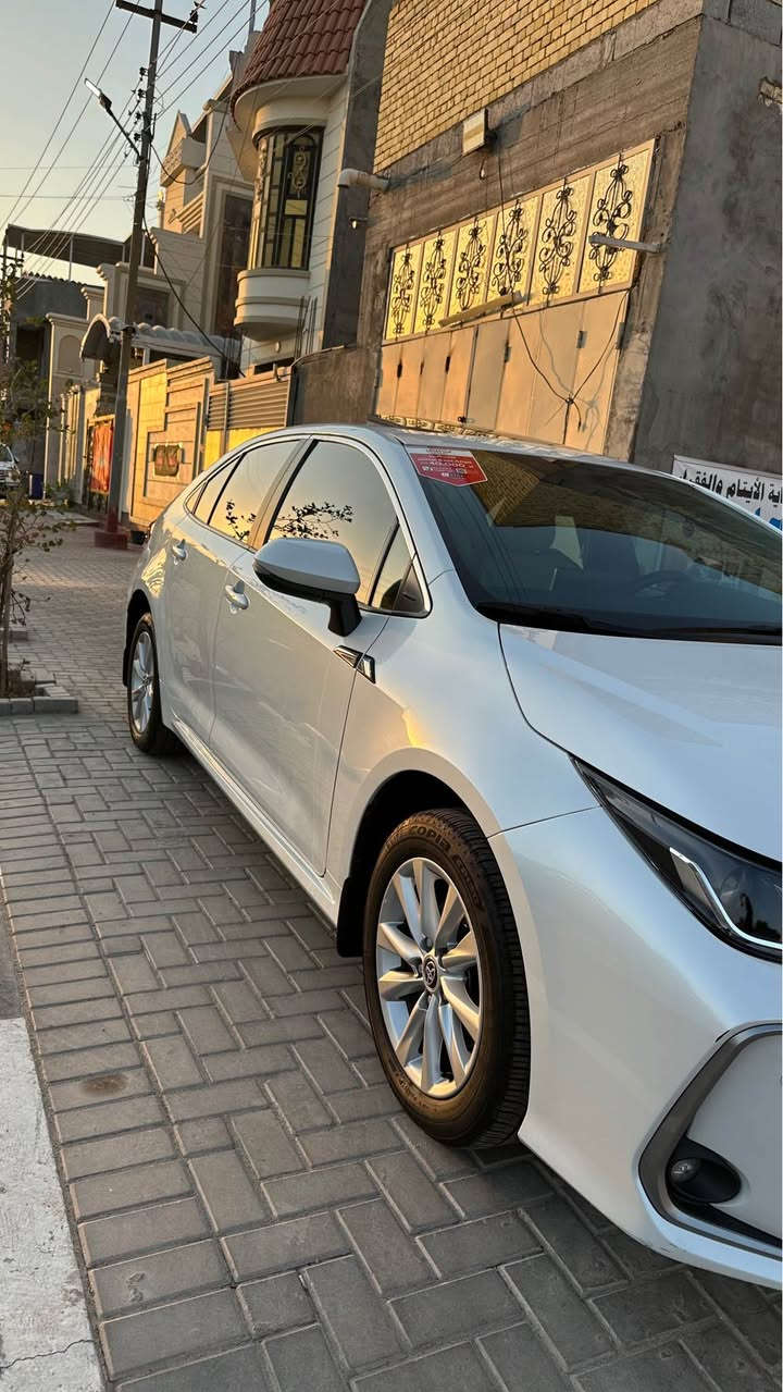 السلام عليكم 
للبيع سيارة 
كورلا ساز 2024 
فول مواصفات 
كفالة عامة 
ماشية 33 الف كيلو متر بعدها بضمان شركة ساز بيها بعد تبديلتين دهن مجانية بالشركة 
رقم اربيل بأسم شركة نور البصرة 
سنويتها للـ 2031 
السعر 185 وبيها مجال
العنوان البصرة منطقة ياسين خريبط 
*********** البصرة, العراق
