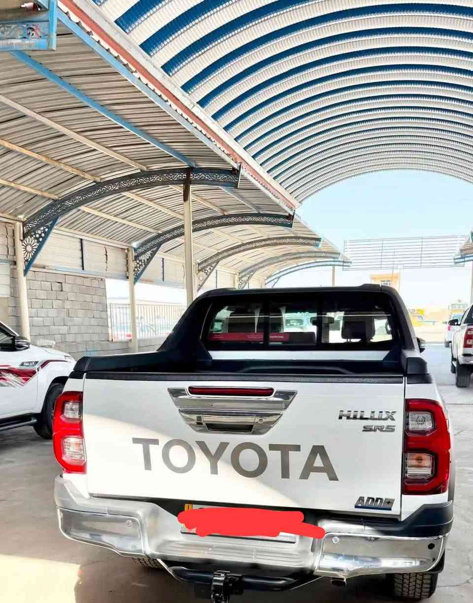 السلام عليكم
للبيع 
تيوتا هايلوكس موديل 2025
تي ار دي TRD شركه ساز SAS
فول مواصفات 
ماشيه 24 الف
مكفول عام
حجم المحرك سته سلندر V6

السعر 330$ و بيه مجال
امكاني العماره الاستفسار اتصل 
‏‪***********‬‏
