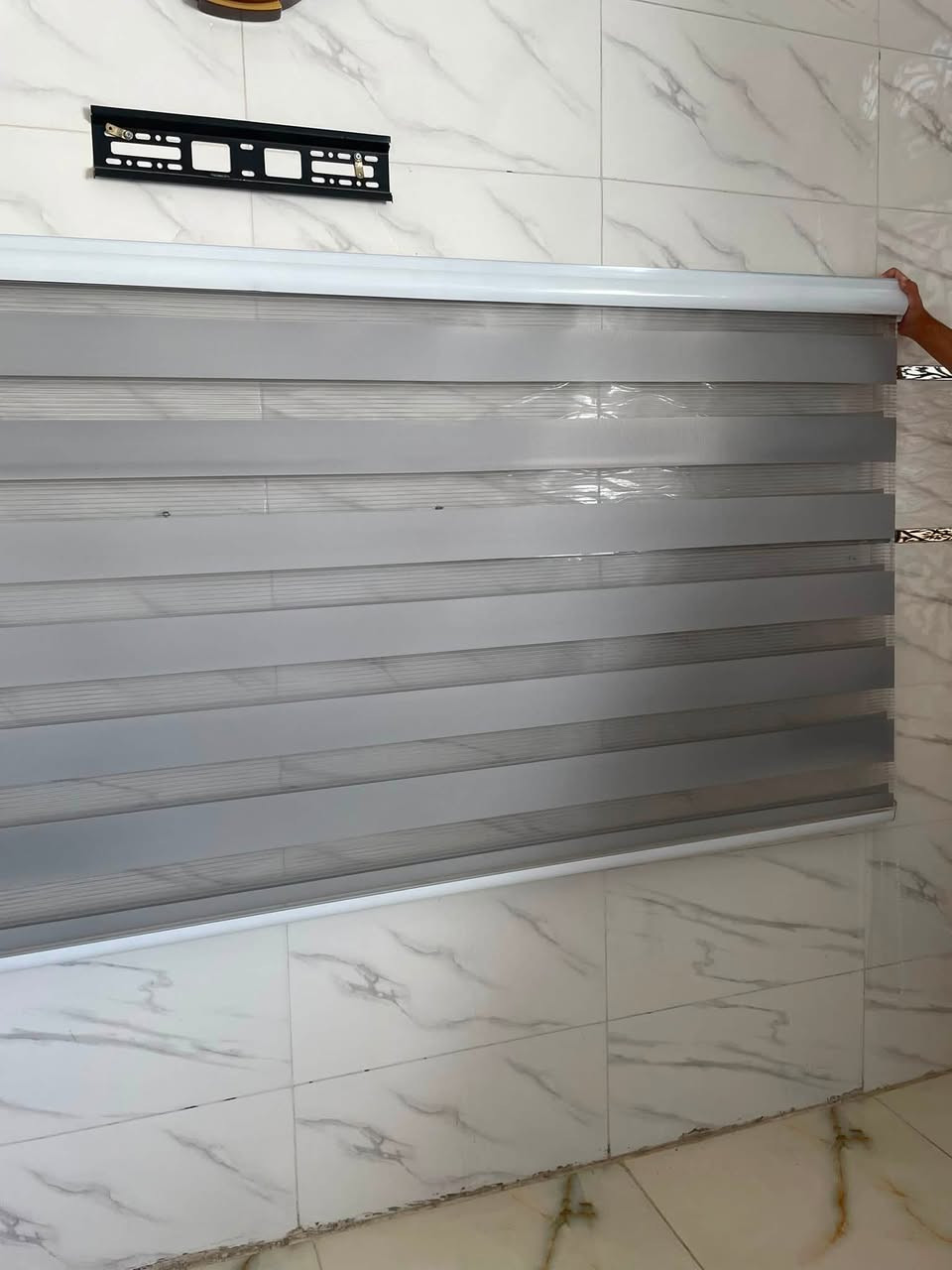للبيع
 
قفص يرهم طيور حب او بلابل / الطول 120 /العرض 95 / العمق 60/ السعر 35 الف

برده سلايت اخو الجديد / الطول 200 /السعر 35 الف

محفورة / الطول 350 / العرض 250 / السعر 25 الف

مروحة كهربائية / السعر 8 الف

العنوان/ دهوك. للتواصل على الماسنجر او الاتصال على الرقم *********** وبي واتساب
