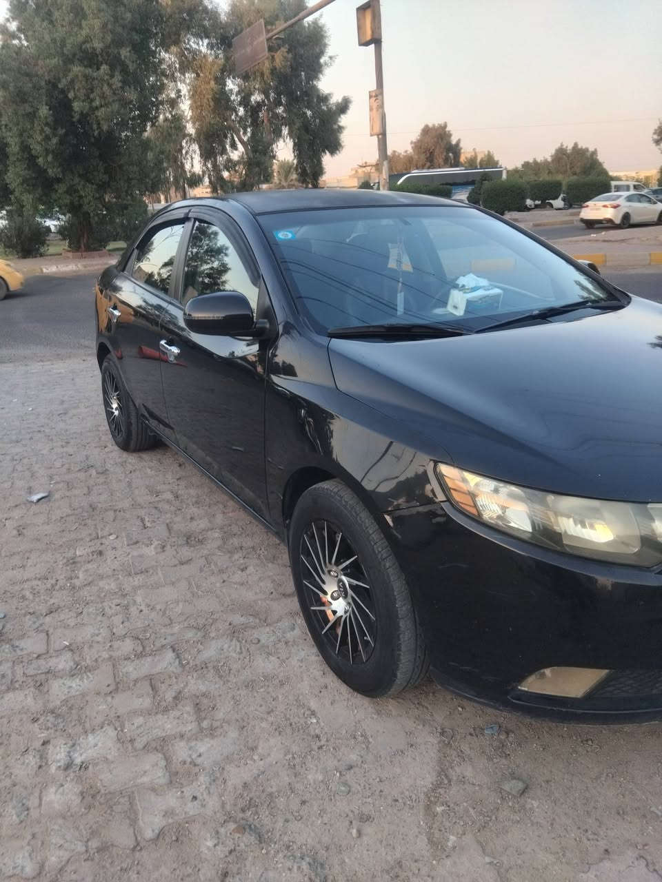 فورتي موديل 2012 رقم بغداد الجديد باسمي سنويه جديده مكينه دوش ٢٠٠٠
سياره وارد امريكي بي ظربه بالجنطه من امريكه و البنيد مرشوش غيرها كفاله تبريد ميشتغل سياره جاهزه تخم تاير ويل كب مري كهرباء صدر امامي خلفي نظيف مكاني بغداد البياع السعر 82 ورقه رقم الهاتف ***********
