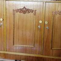 بوفيه • ٣ أبواب • نظيفه ١٠٠٪