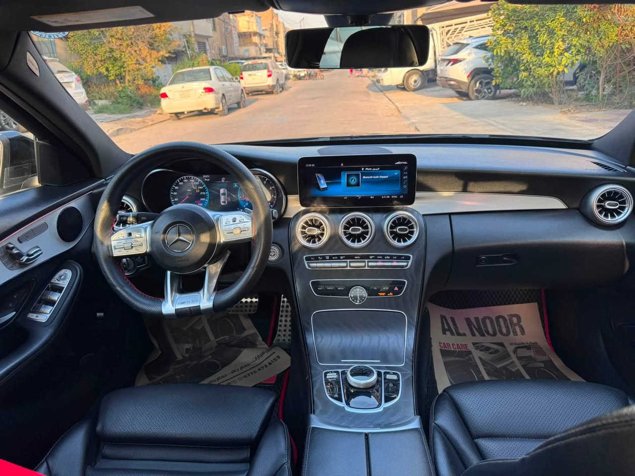 للبيع c300 موديل 2021 السياره وارد امريكي ضرره دعاميه فقط  السياره كلش نضيفه للتواصل  ***********
