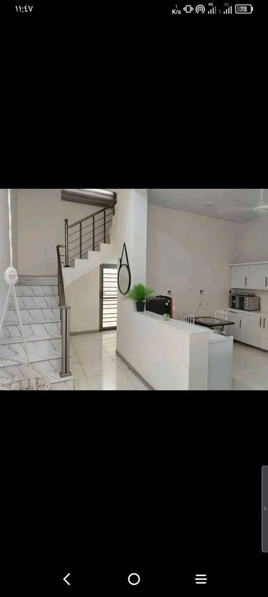 بيت للبيع بمنطقة ال22
طابق واحد بناء حديث سنة// 2025

مساحة البناء// 110 م 
واجهه البيت//11م

تفاصيل البيت//
غرفة نوم واحده + صاله+ مطبخ +استقبال
+ صحيات داخليه وخارجيه ٠

السعر // 77 مليون

للأستفسار الاتصال على
الرقم //***********

او مراجعة مكتب الضامن للعقارات بحي الصدر مجاور صيدلية ركن العلاج

نص مكتوب في الصور:
- ١١:٤٧ ١,٥ K/s 4G 3G 75