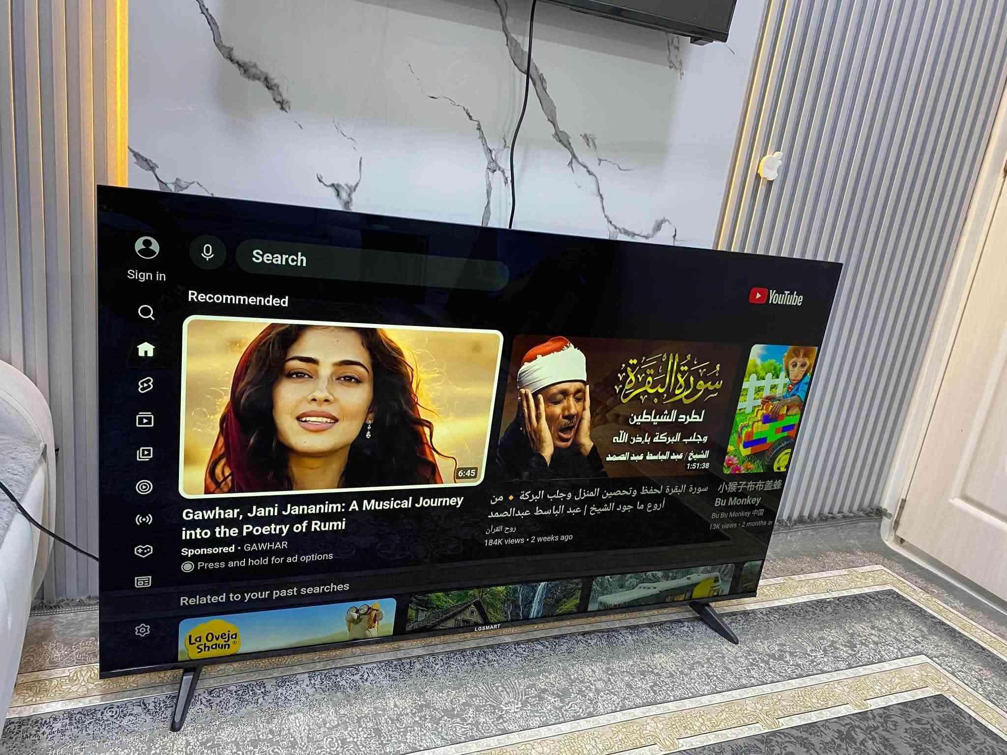 تيفي شاشة 65 ماركةي LG SMART فول مواصفات بي ايتار سمارت واي فاي يوتوب موبايلي بيوة رةبت اكريت سةرجةم كةنالة ناوخويةكاني تيداية بة بةلاش بو هةتا هةتاية لوكة ١ مانك ايشي كردووة كارتون و هةموو شتيكي خوي لةكةلداية بة زةمان بو نرخ نامة بنيرن يان تيل بكةن ***********
