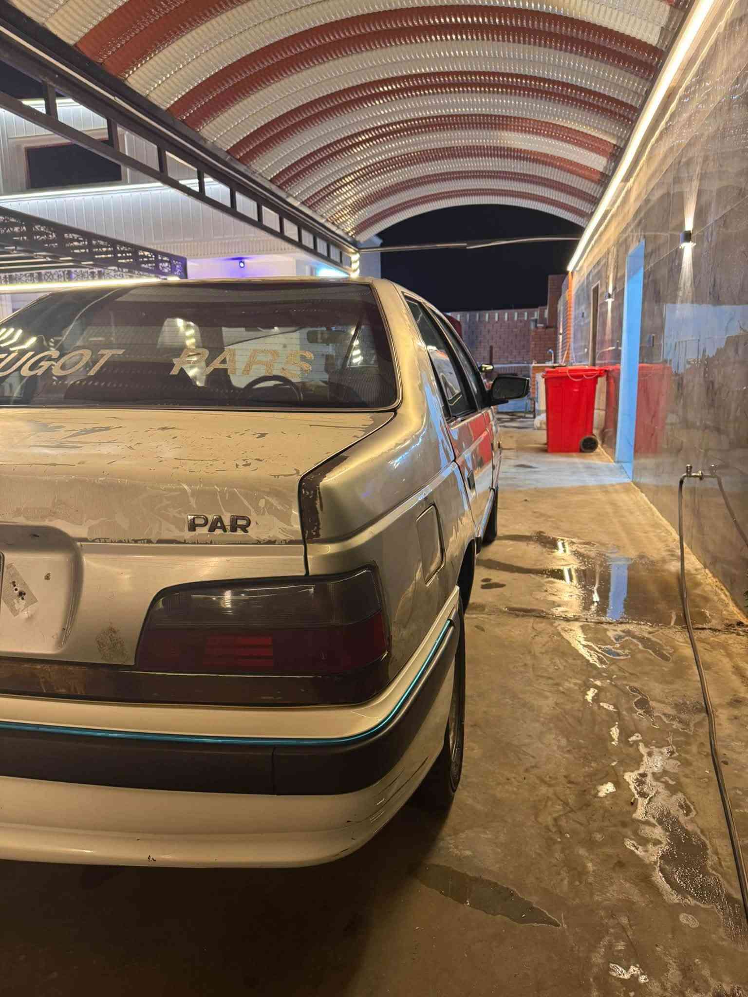 سلام عليكم
بيجو بارص موديل ٢٠١٢ خصوصي 
السياره تبريده  ثلج  مكينه وكير خير من الله 
صدره نص عمر  بدلت البنيد لان طار 
للتواصل هذا الرقم ***********
والسياره عارضه ب٣٠ وبيه مجال حك الجيه
