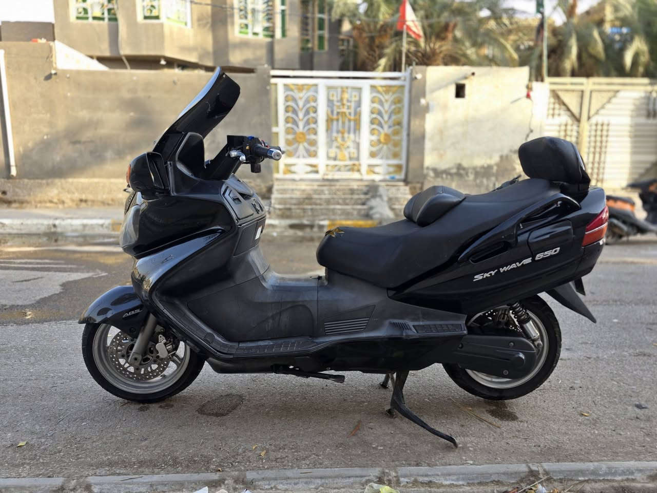 من رخصت الادمن 
سكاي ويف 650 فول موديل ٩ للببع دراجه نضافتها كدامك بيها نواقص بسيطه السعر ١٦ وبيها مجال للشراي عنواني السماوه قضاء الرميثه للستفسار ***********
