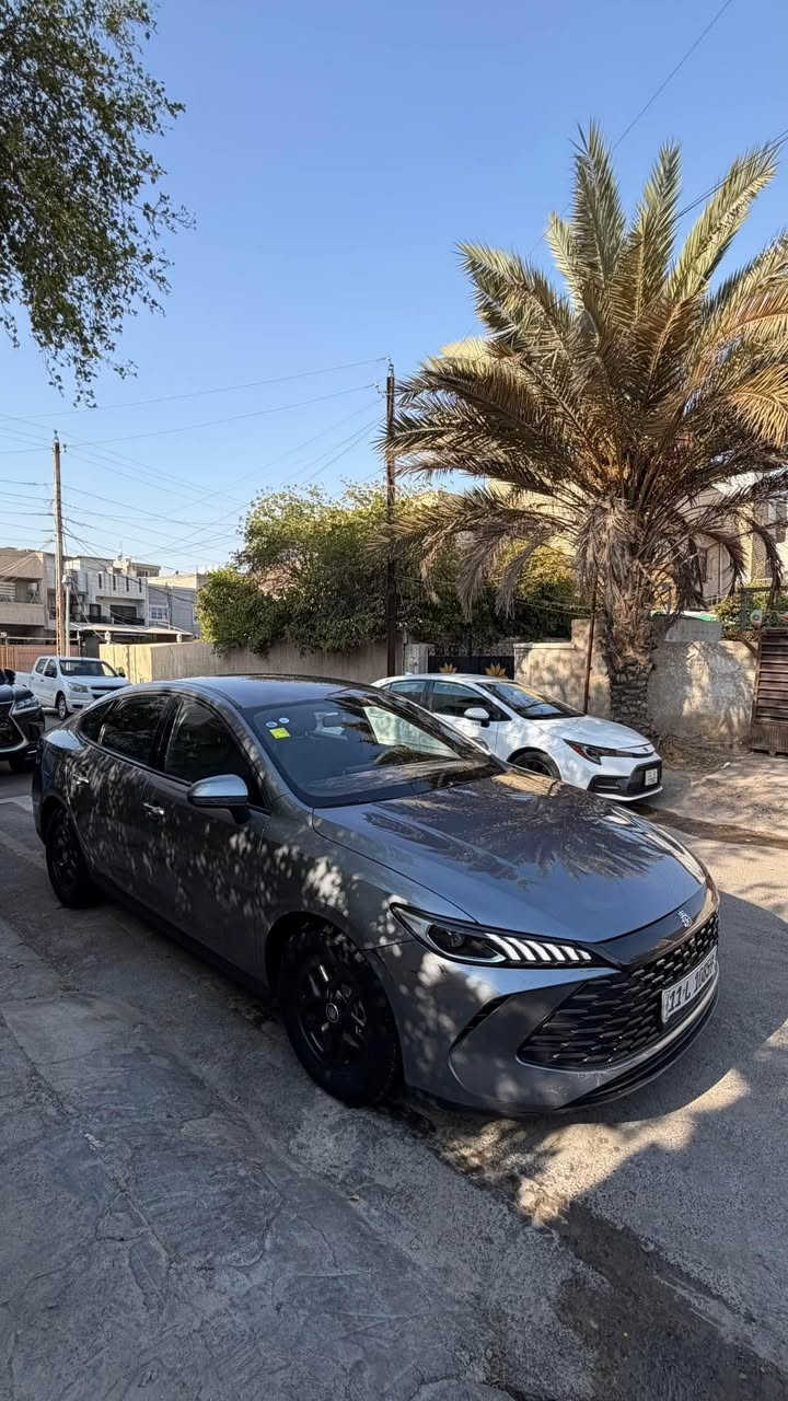 ماشية 5000 
بدون صبغ بدون كلشي فقط بارد 
سعر 18,500 بيه مجال بسيط حك جيه
العنوان الصليخ 600 
*********** بغداد, العراق

