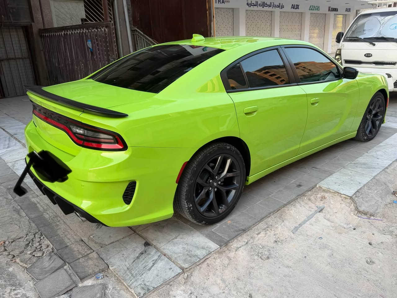 سلام وعليكم 
جارجر اخر اصدار موديل 2023 SXT رقم بغداد شرط التحويل 
لون مميز  محرك 3600    6 
السياره نص البنيد صبغ فقط بعدها بوضع الشركه 
محرك وكير كفاله 
شاشه كبيره حساسات 
ويل حجم 20  
مغلفه  

السياره جديده بمعنه الكلمه 
سياره ماشيه 13الف
مكان السياره بغداد
الهاتف ***********
***********
بغداد زيونه

