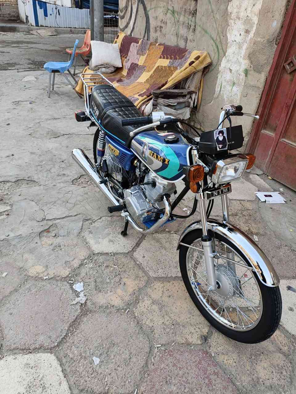 السلام عليكم دراجة للبيع مكفوله كفاله أوراق  عامه تصال عله هاذه رقم ***********
