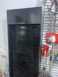 عارضات ٢ طول 2 متر عرض 60 سنتم خلفية المنيويم خشب mdf الحجم ااثاني ١ال...