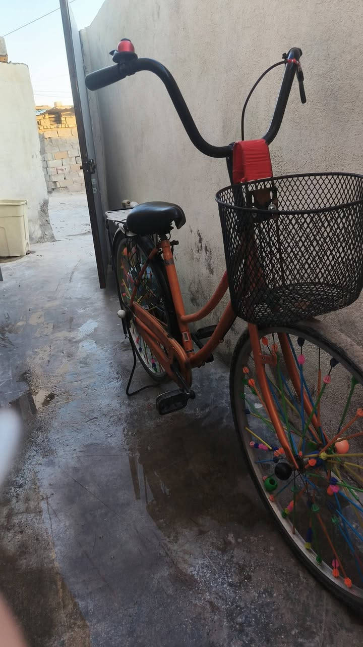 سلام عليكم بايسكل اسلامي 🌤
لون البايسكل برتقالي 🍊
معا جاملغات ثنين 2 🛠
بايسكل نظافته 90 /100🔕
مثل مشوفون الجمبزه مالته 🔕
اب سعر 100 او بي مجال على ال 85🔕 
رقم الهاتف 📞📲 ***********بي واتساب 📞
