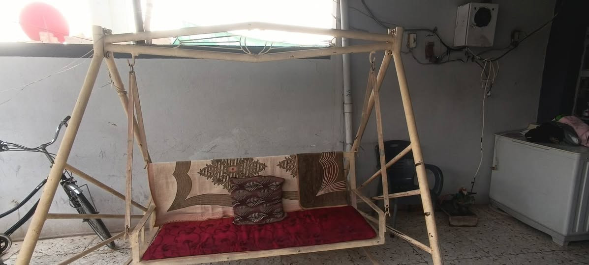 مرجوحه • للبيع • بيها مجال
